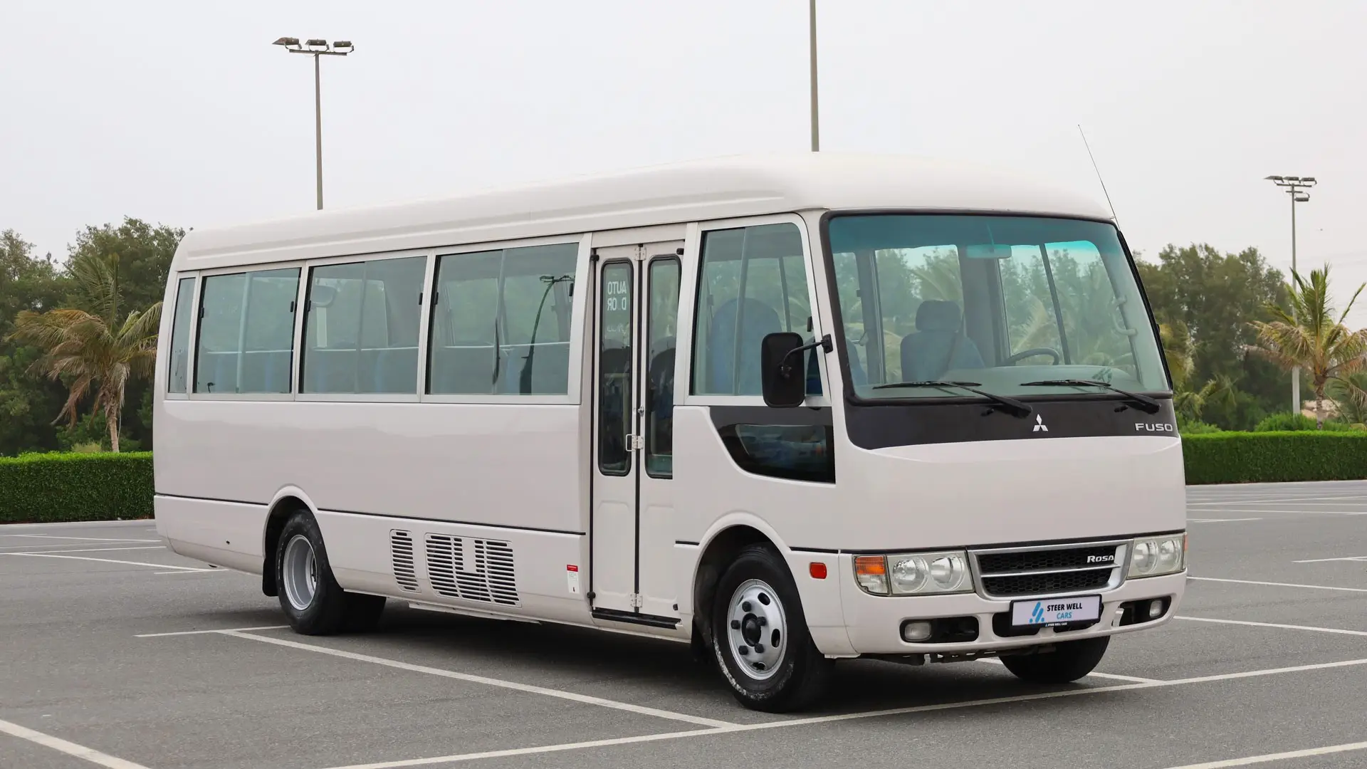 Professional 34 Seats passenger bus rental in abu dhabi rental services across Dubai, Abu Dhabi & Sharjah
