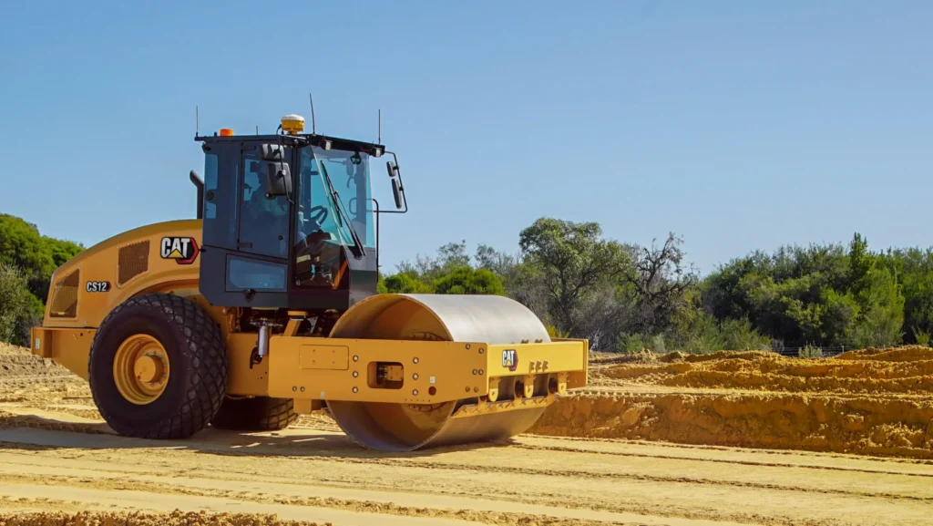 Road Roller Rental in Mussafah, Abu Dhabi & Sharjah | Welldone Star